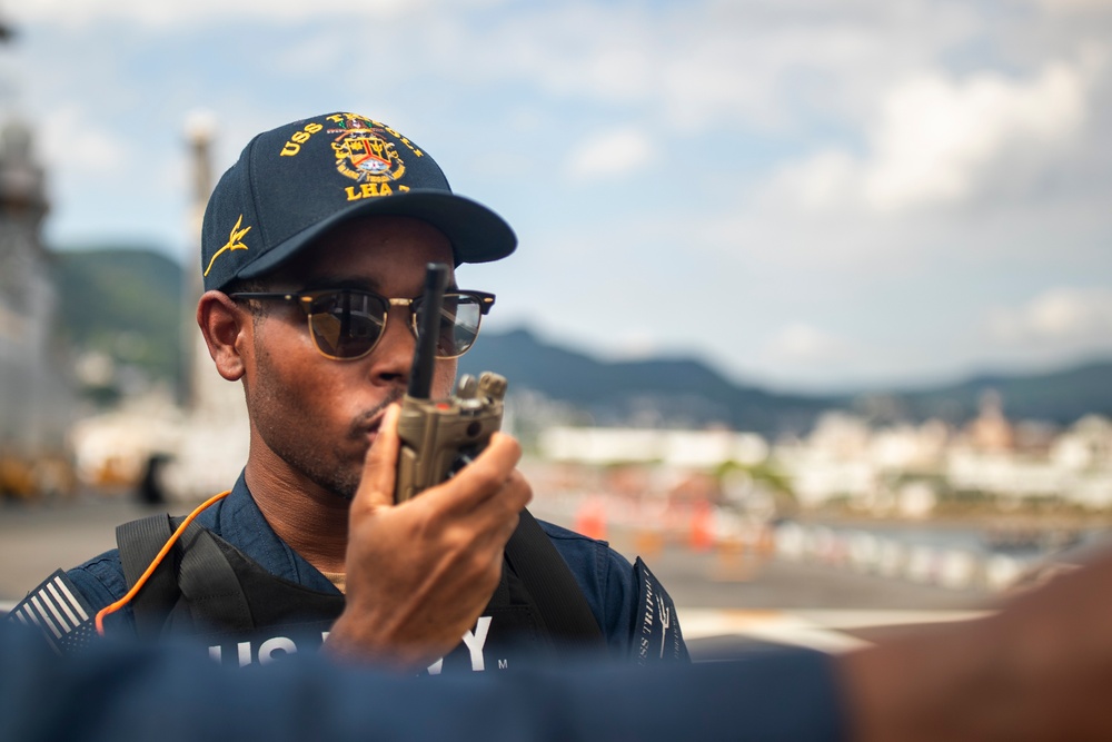 USS Tripoli Performs an Anti-Terrorism Training Team Drill