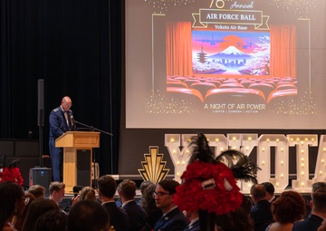 Yokota hosts 78th US Air Force Birthday Ball