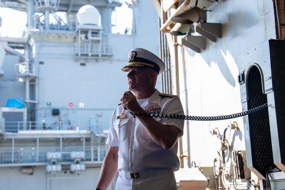 Expeditionary Strike Group 3 Welcomes USS America to San Diego