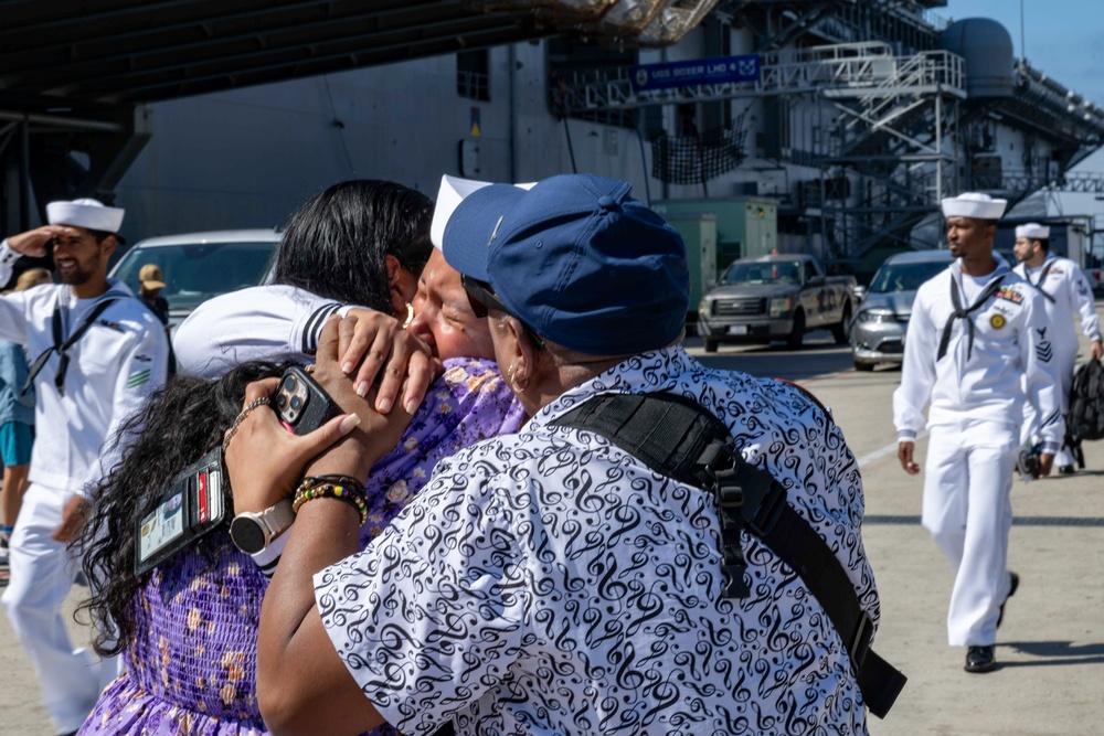 USS America Completes Homeport Change to San Diego