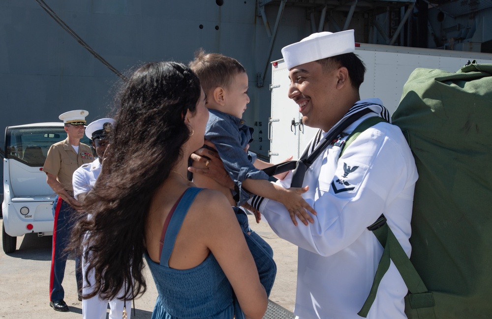 USS America Completes Homeport Change to San Diego