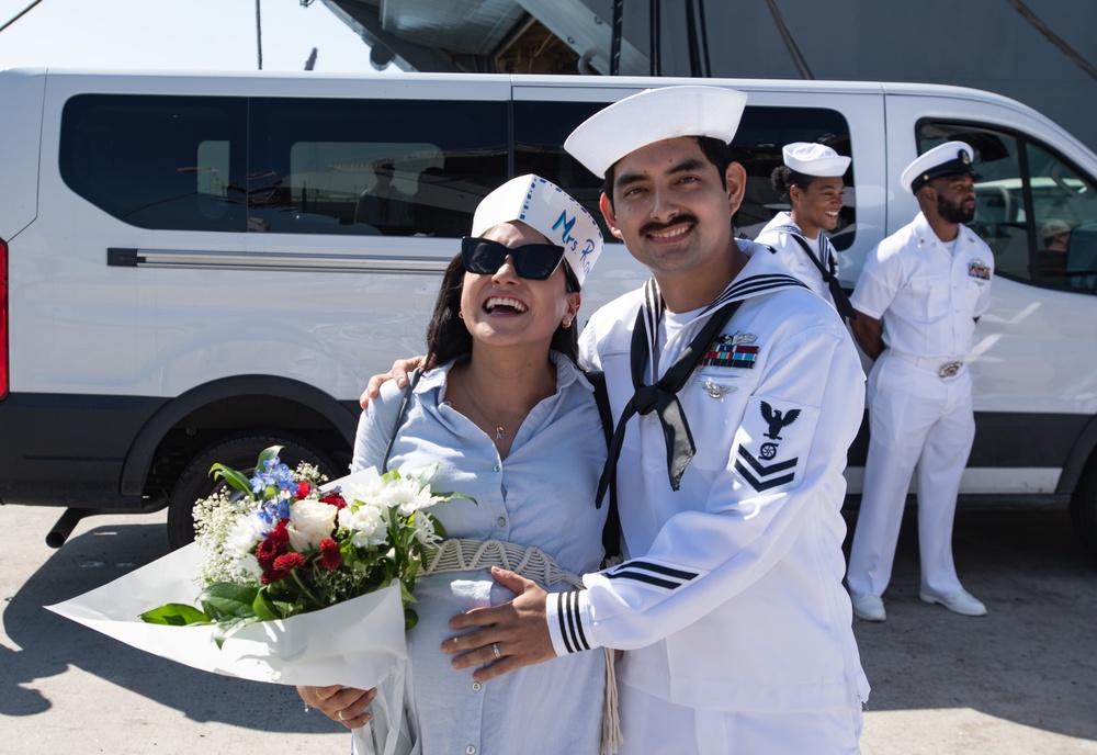 USS America Completes Homeport Change to San Diego