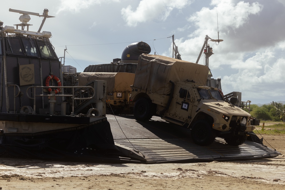 22nd MEU(SOC) | Amphibious Operations Training in Southern Puerto Rico