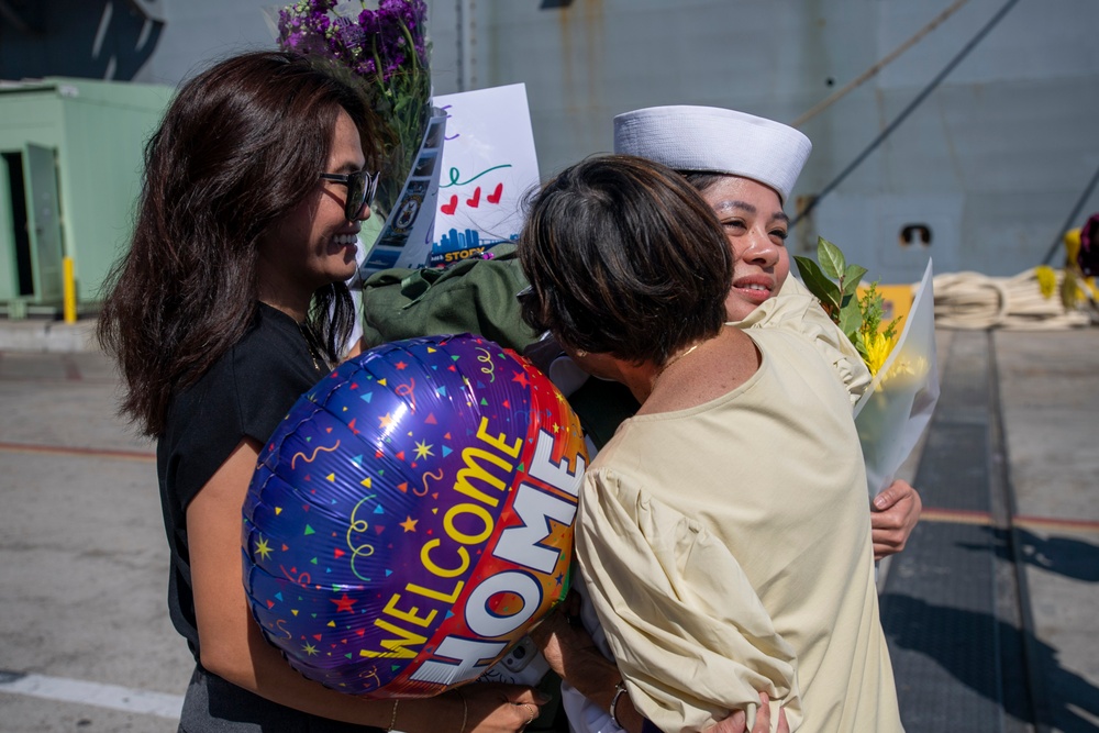 USS America Completes Homeport Change to San Diego