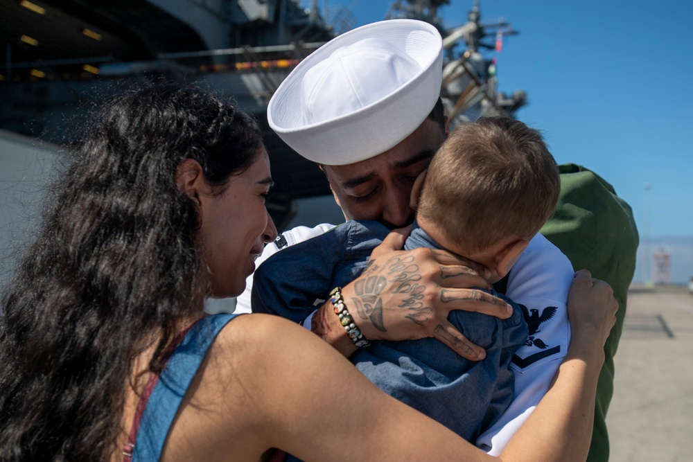 USS America Completes Homeport Change to San Diego