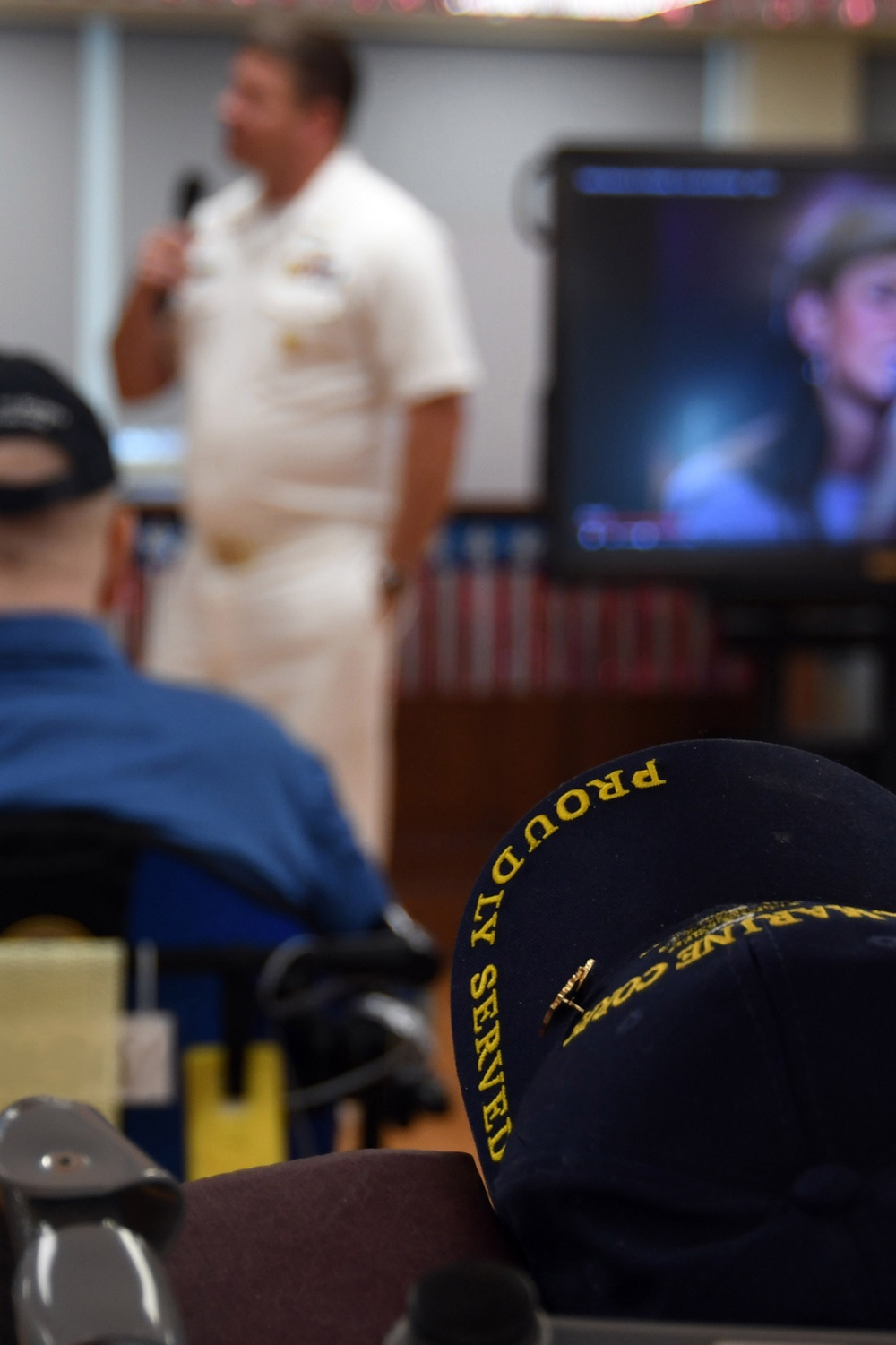 Sailors Visit Veterans During Navy Week