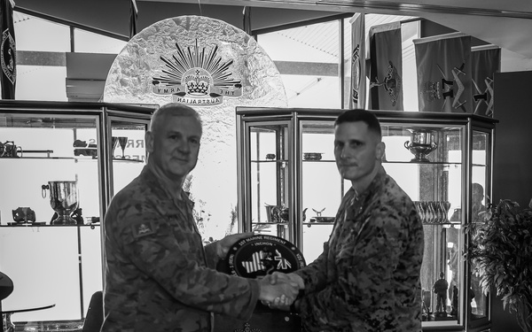 MRF-D 25.3: U.S. Marines, Australian Army Soldiers, take part in farewell event