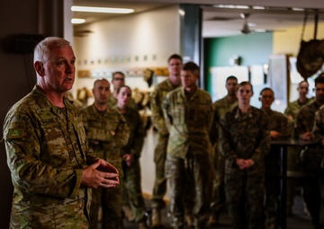 MRF-D 25.3: U.S. Marines, Australian Army Soldiers, take part in farewell event