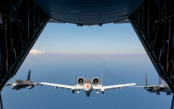 3-ship formation of U.S. Air Force aircraft fly over the Gulf of America