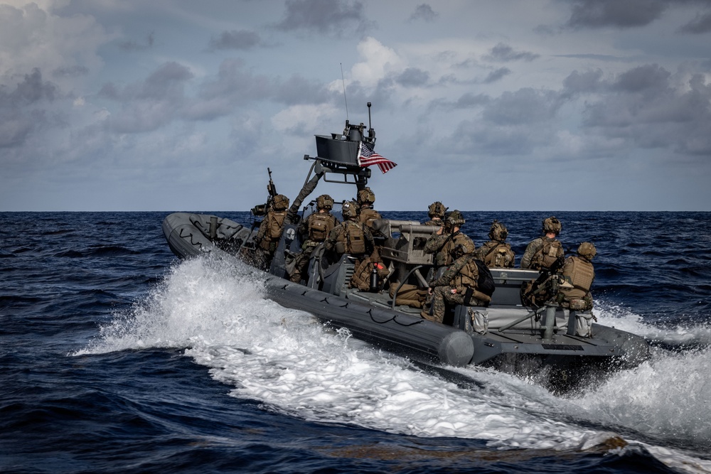 22nd MEU(SOC) | MSPF Small Boat Training in the Caribbean Sea