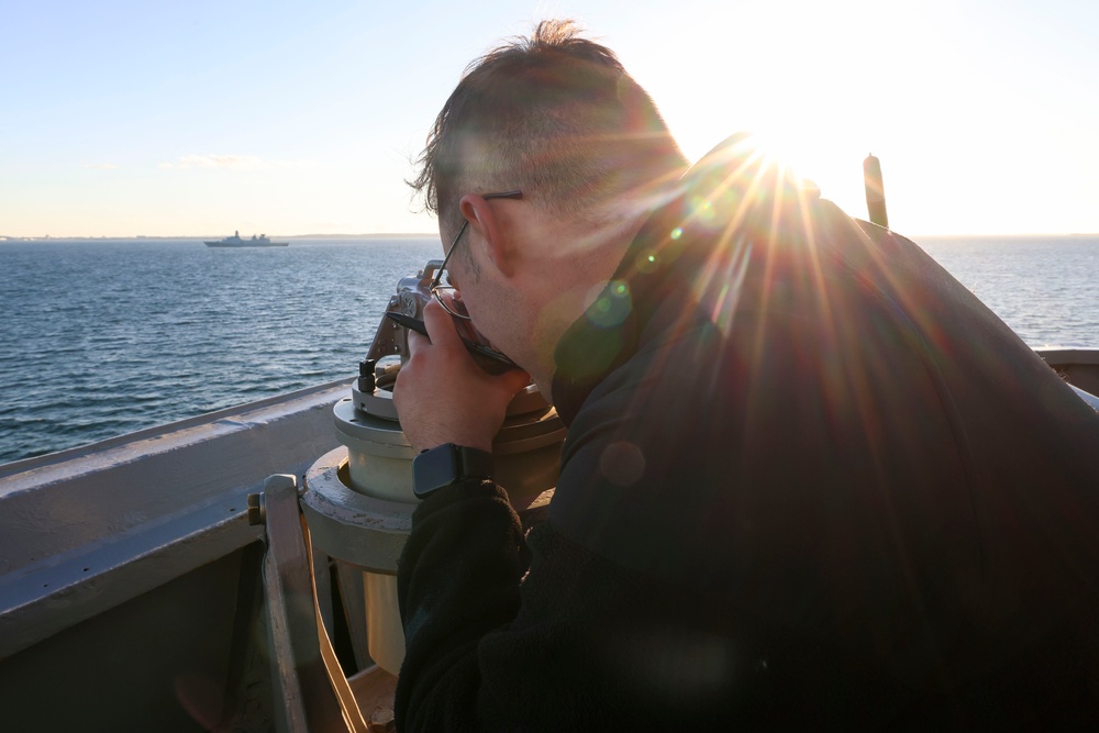 USS Bainbridge (DDG96) Transits the Danish Straits