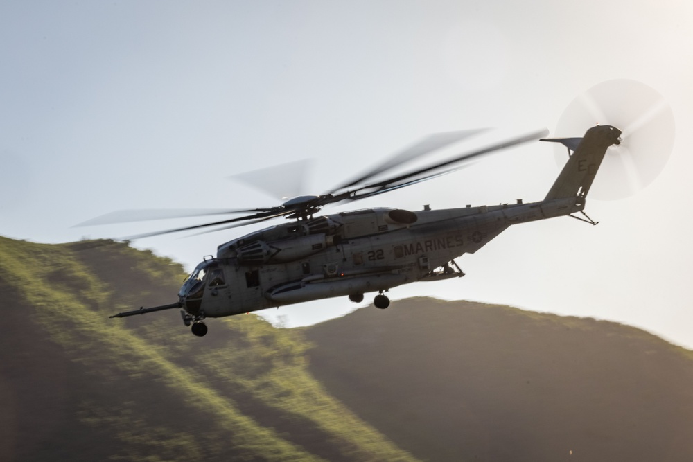 22nd MEU(SOC) | CAAT BLACK- Air Insert in Puerto Rico for Training Operations
