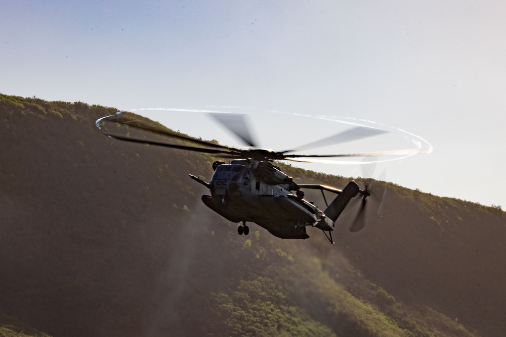 22nd MEU(SOC) | CAAT BLACK- Air Insert in Puerto Rico for Training Operations