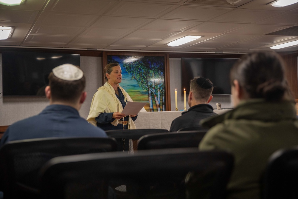 USS Gerald R. Ford (CVN 78) Rosh Hashanah Religious Service
