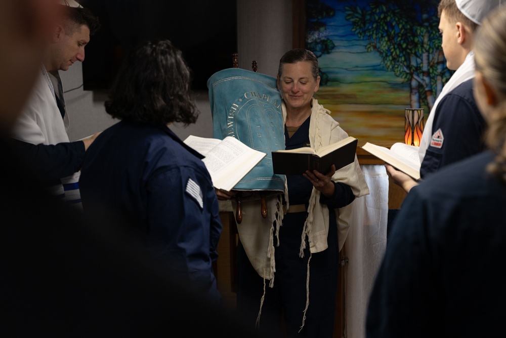 USS Gerald R. Ford (CVN 78) Rosh Hashanah Service
