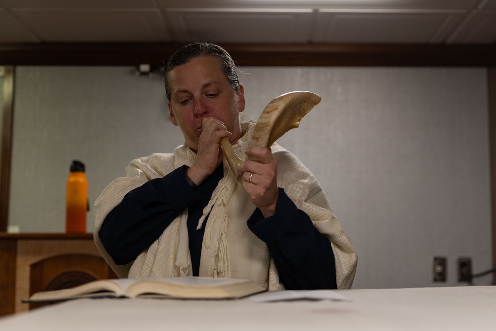 USS Gerald R. Ford (CVN 78) Rosh Hashanah Service