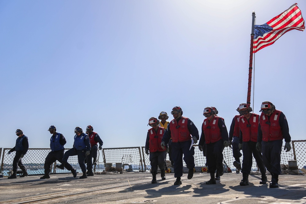 Flight Deck damage control drill aboard USS Paul Ignatius (DDG 117)