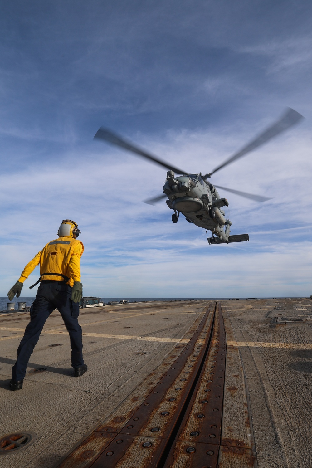 Vertical Replenishment aboard USS Paul Ignatius (DDG 117)