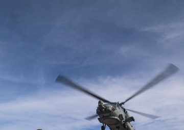 Vertical Replenishment aboard USS Paul Ignatius (DDG 117)