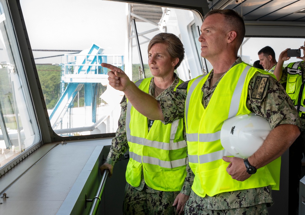 U.S. TRANSCOM Chief of Staff visits Joint Base Charleston
