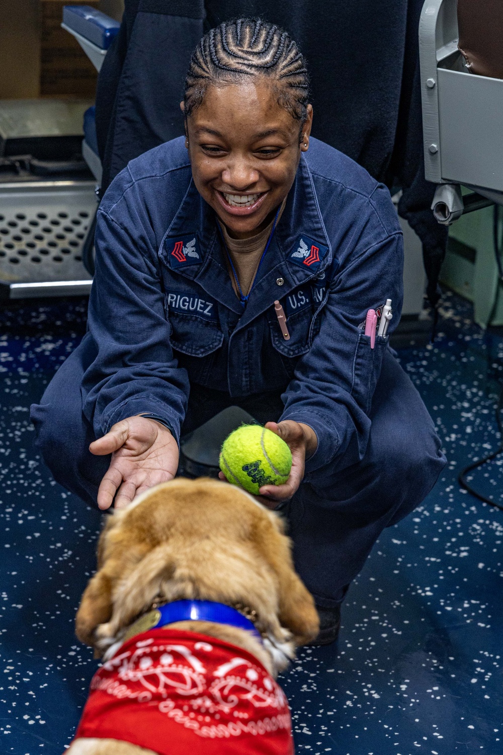 USS Mahan (DDG 72) Hosts Capt. Sage