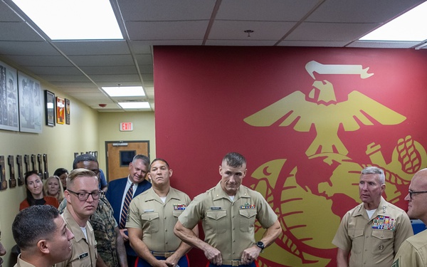 The 39th Commandant of the Marine Corps Visits Recruiting Sub-Station Gulfport, Recruiting Station Baton Rouge