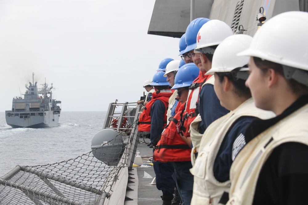 USS SAVANNAH Underway Replenishment at Sea with B.A.P. TACNA