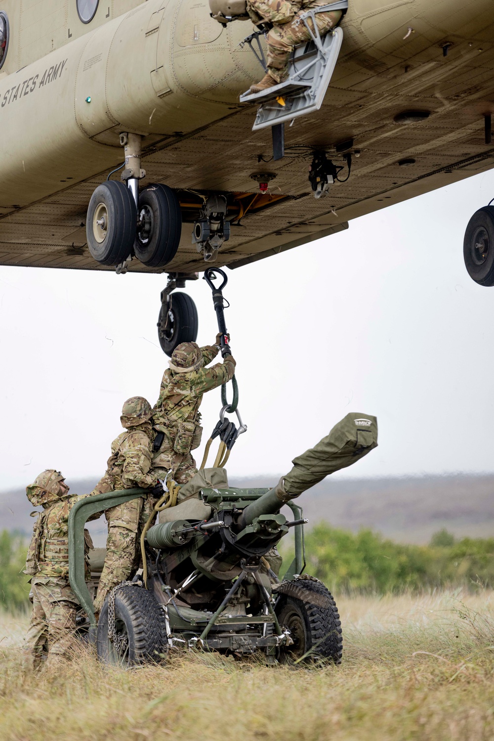 Oklahoma National Guard artillerymen enhance maneuverability