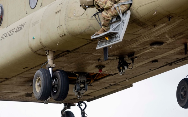 Oklahoma National Guard artillerymen enhance maneuverability