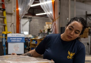 Sailors Volunteer with Habitat For Humanity during Hartford-Springfield Navy Week