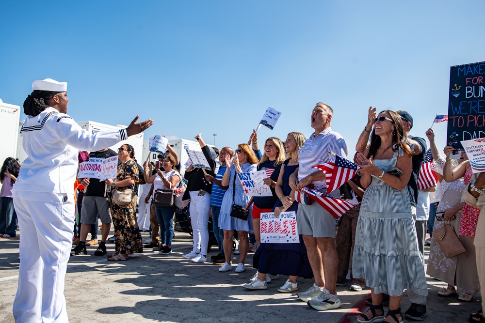 USS America Completes Homeport Change to San Diego