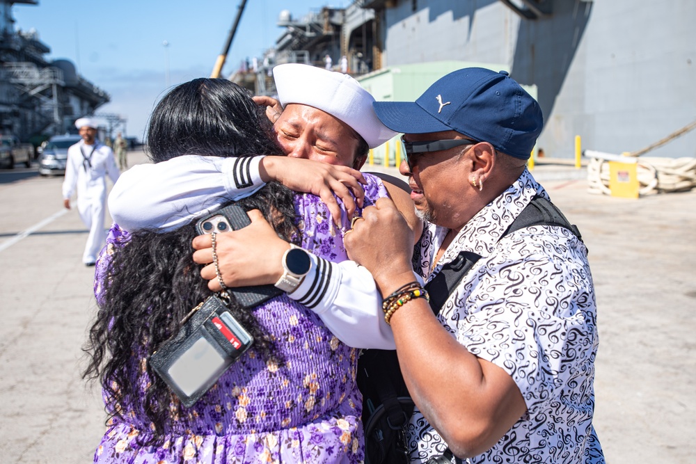 USS America Completes Homeport Change to San Diego