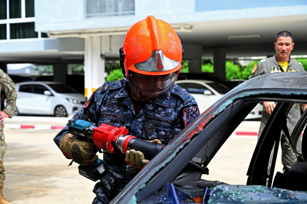 Extrication Training Enhances Joint Rescue Capabilities for Enduring Partners