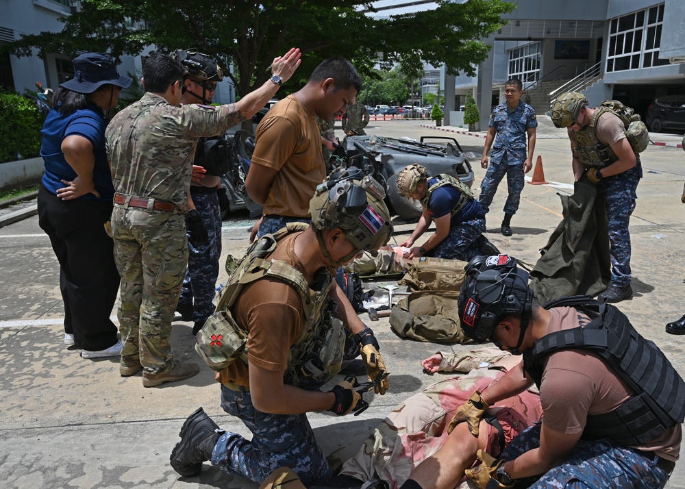 Extrication Training Enhances Joint Rescue Capabilities for Enduring Partners