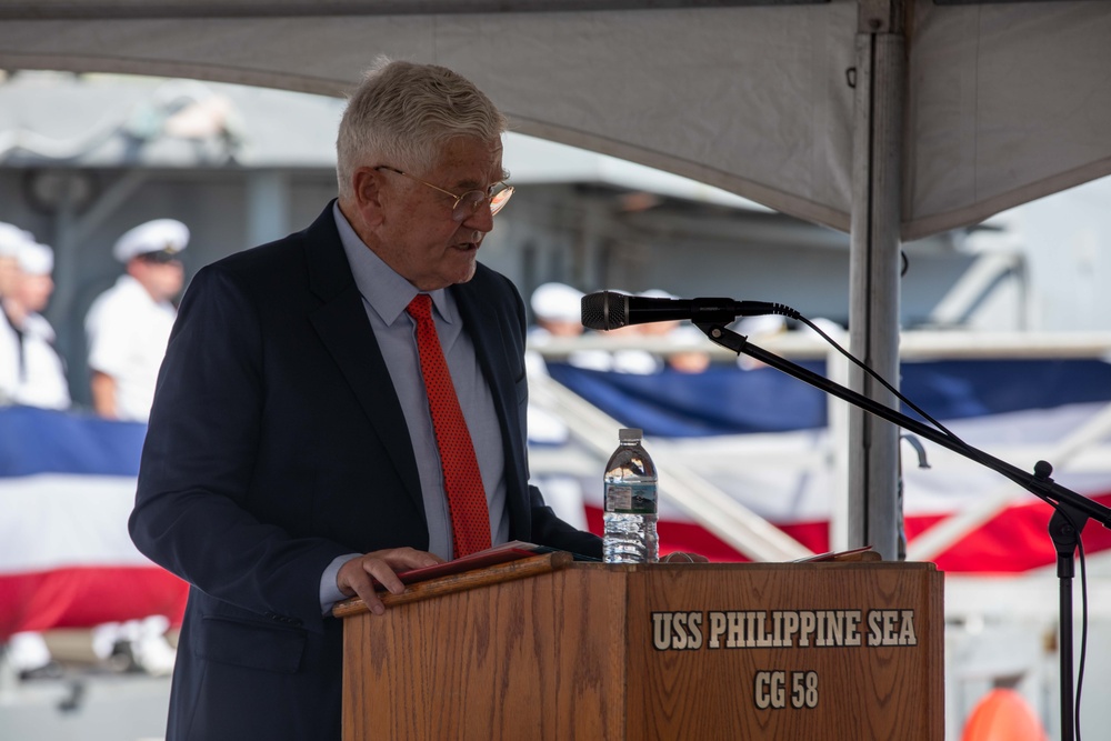 USS Philippine Sea (CG 58) Decommisions