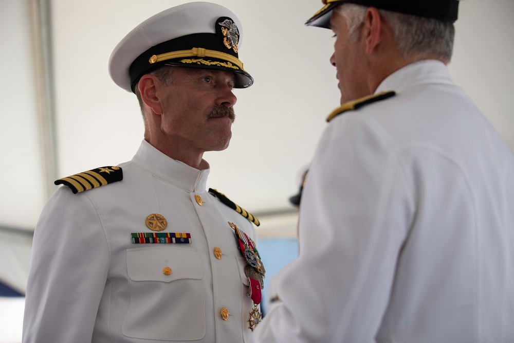USS Philippine Sea (CG 58) Decommisions