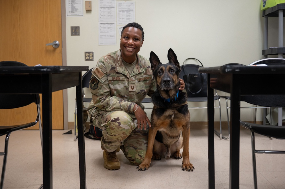 K9 TCCC training held at Eielson AFB