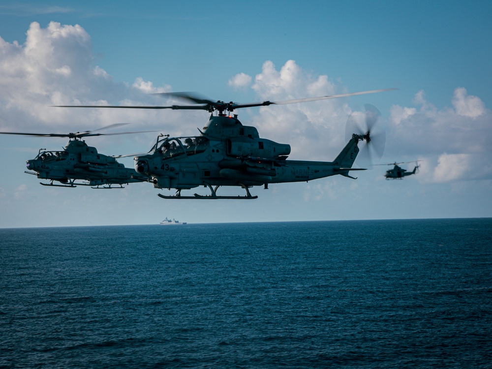 22nd MEU(SOC) | Amphibious Operations Training in Southern Puerto Rico