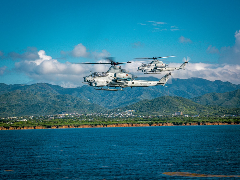 22nd MEU(SOC) | Amphibious Operations Training in Southern Puerto Rico