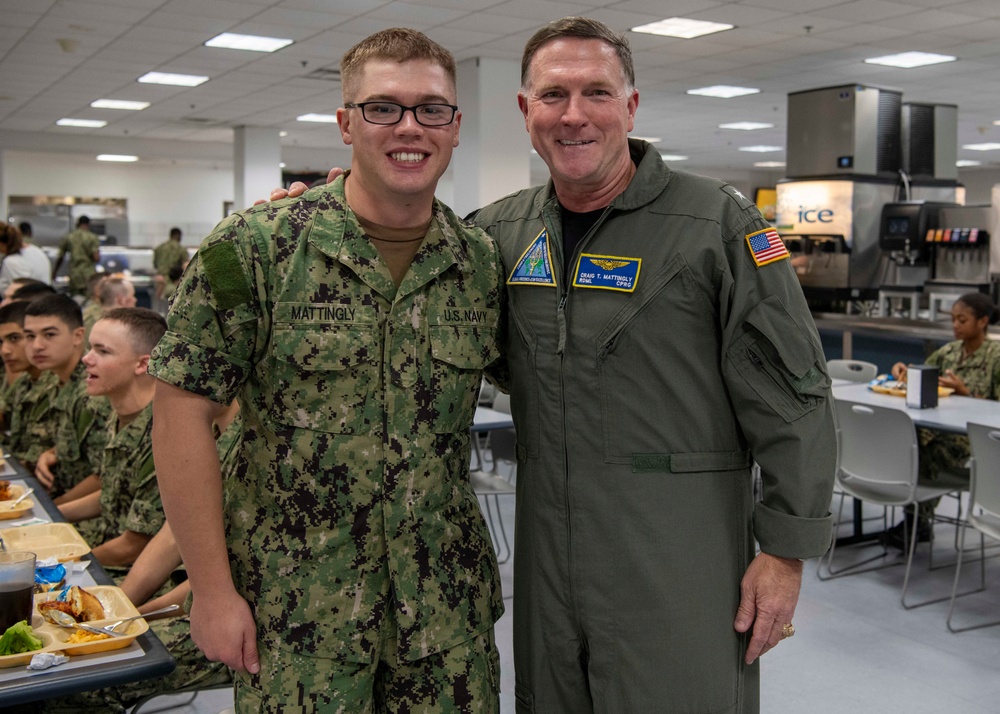 Adm. Craig Mattingly visits recruits at RTC