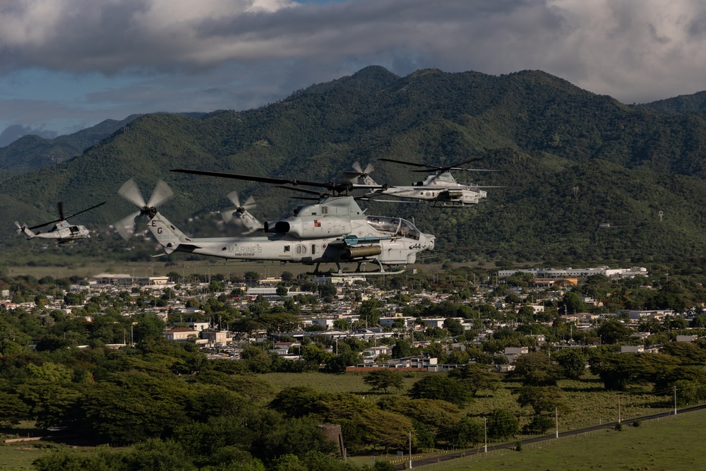 22nd MEU(SOC) | Amphibious Operations Training in Southern Puerto Rico