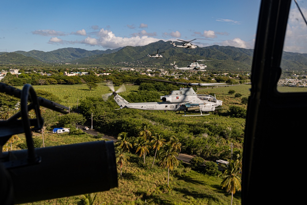 22nd MEU(SOC) | Amphibious Operations Training in Southern Puerto Rico