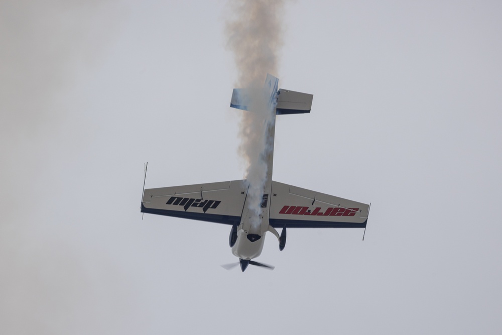 America’s Air Show 2025 Day 1: Aaron Deliu Extra 330 Aerobatics Teaser