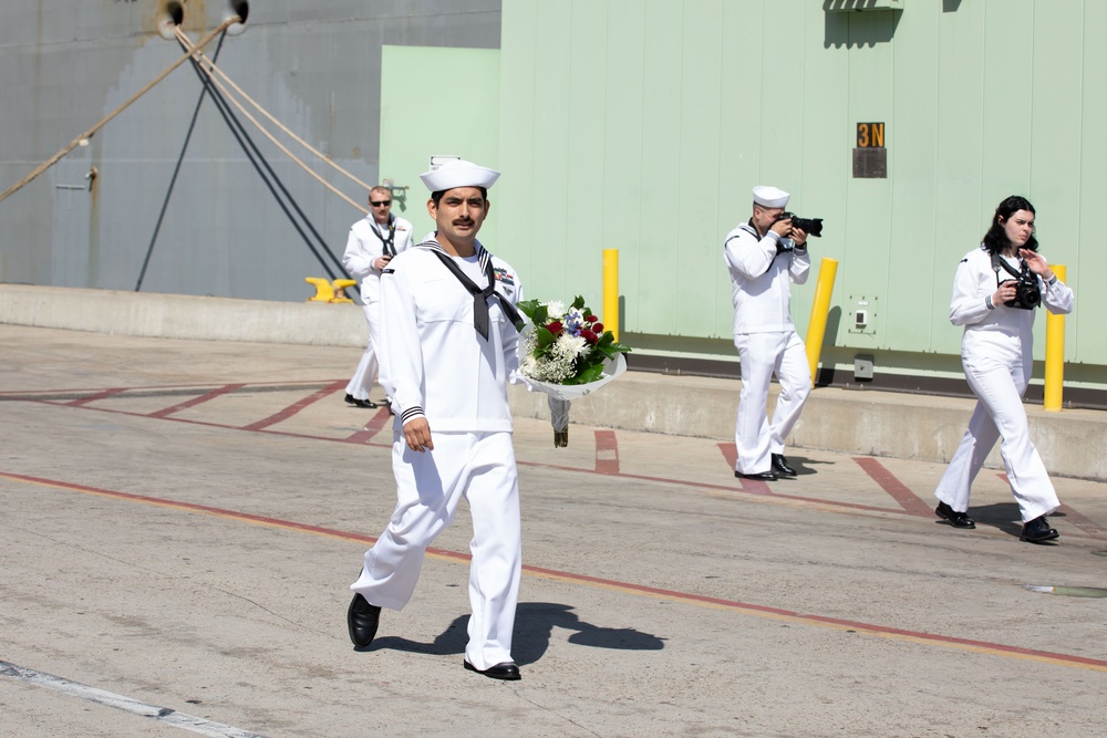USS America (LHA 6) Completes Homeport Shift to San Diego