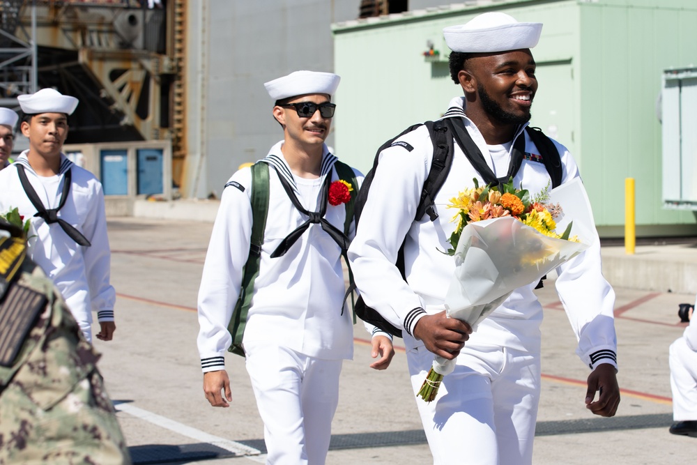 USS America (LHA 6) Completes Homeport Shift to San Diego