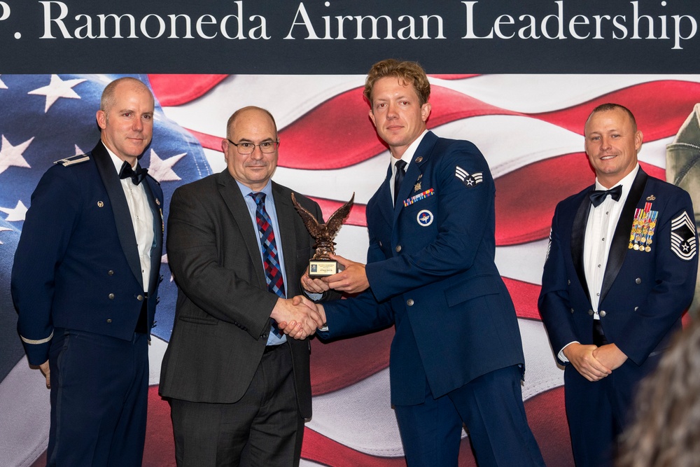 John Levitow Jr. visits Travis AFB