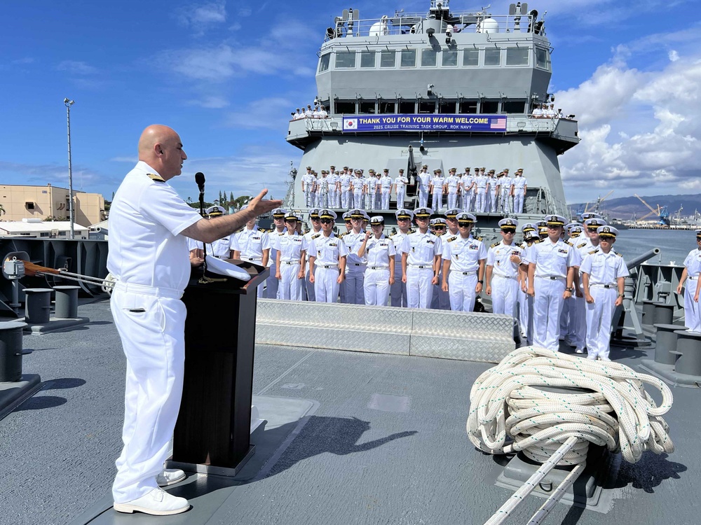 JBPHH Commander Visits ROKS Hansando