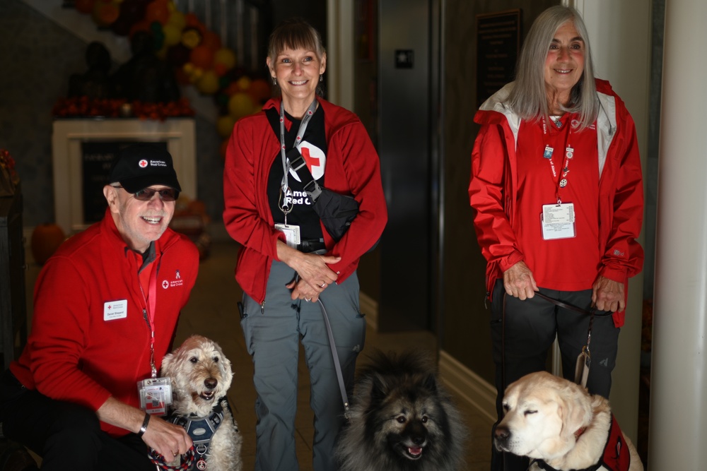 Foundation President Joins Alaska Fisher House for Annual Event