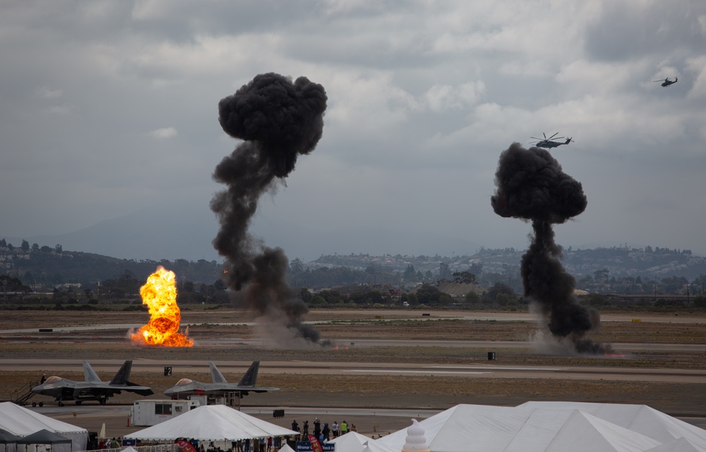 DVIDS - Images - America’s Air Show 2025 Day 1: MAGTF Demo [Image 6 of 6]