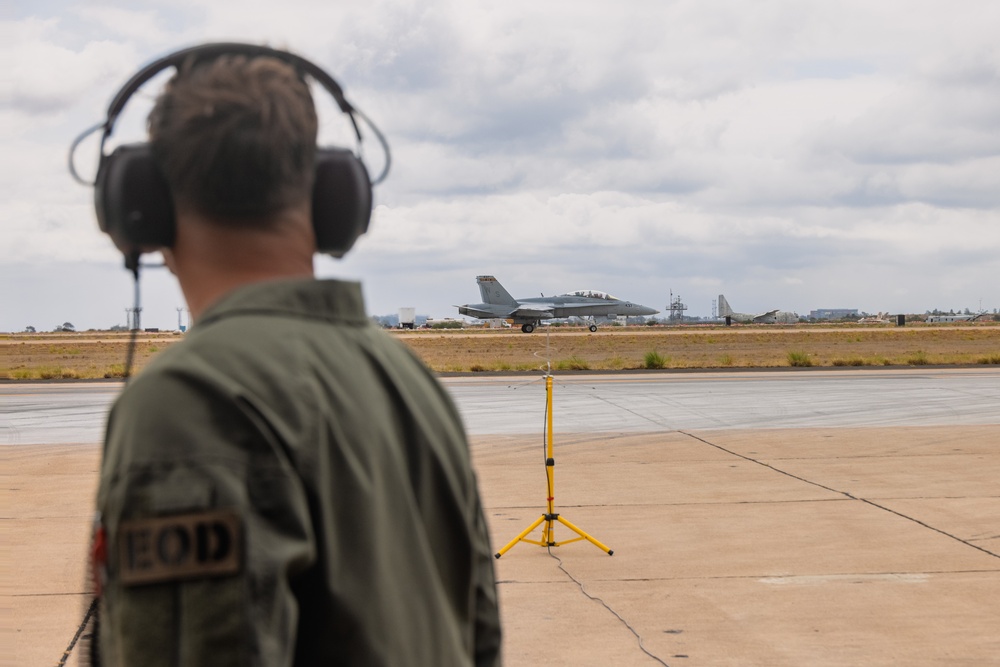 America’s Airshow 2025 Day 1: F-35B Lightning II Demo